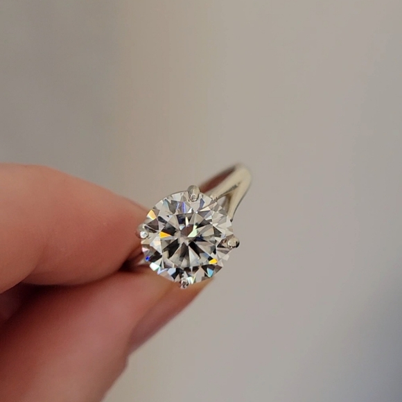 New 4ct Certified Moissanite Engagement Ring, size 7 - Picture 5 of 11